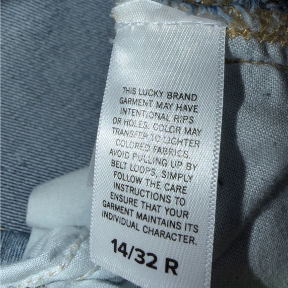 NWT Lucky Brand Mid Rise Relaxed Straight Leg Jeans - Picture 5 of 9